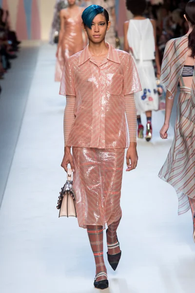 Look 42